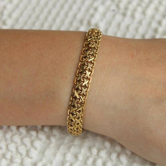 Hirsh Chitrik 14k Yellow Gold Sandblast Texture Woven Pattern Link Bracelet 7.25 - Picture 2 of 7